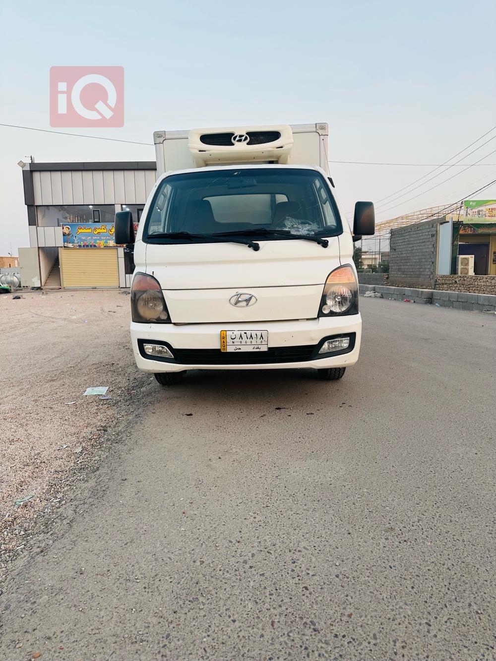 Hyundai H-100